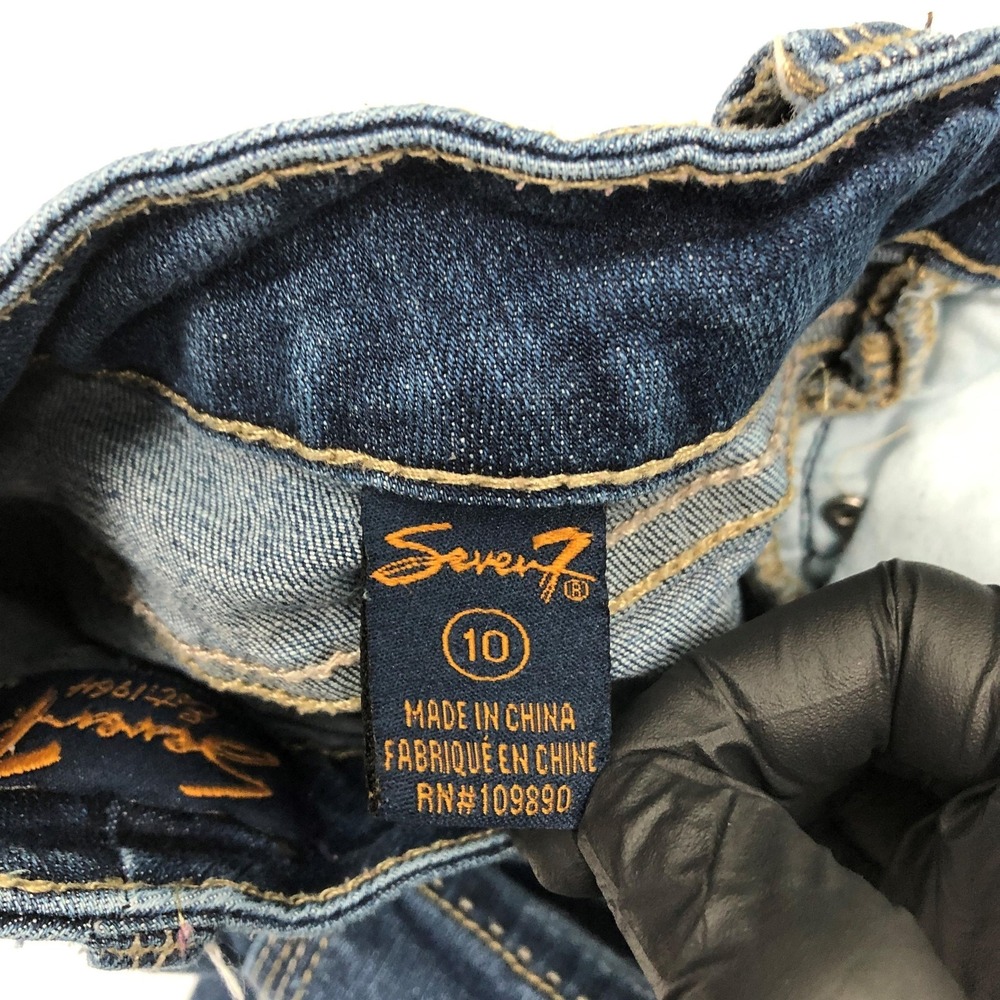 Seven7 Capri Jeans Womens 10 Blue Mid Rise Distressed Embroidered Stretch Denim - Picture 4 of 13